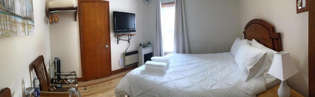 Auberge Clos-Joli Morin Heights Bagian luar foto