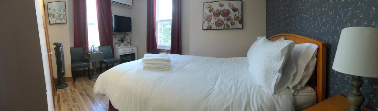 Auberge Clos-Joli Morin Heights Bagian luar foto