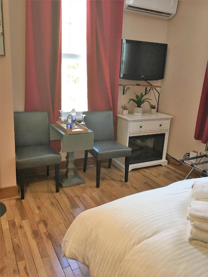 Auberge Clos-Joli Morin Heights Bagian luar foto