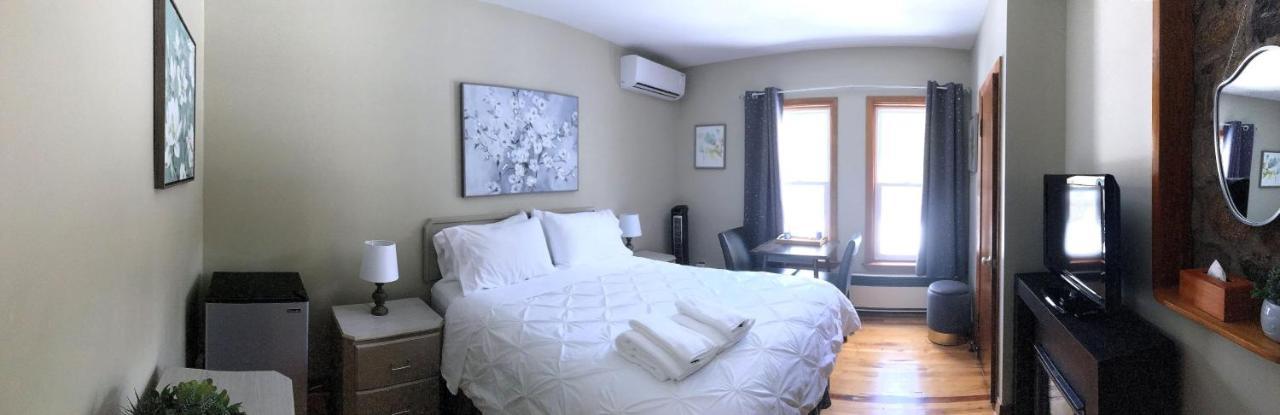 Auberge Clos-Joli Morin Heights Bagian luar foto