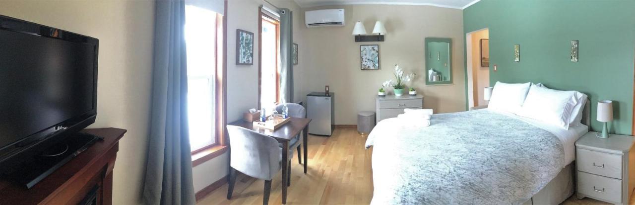Auberge Clos-Joli Morin Heights Bagian luar foto