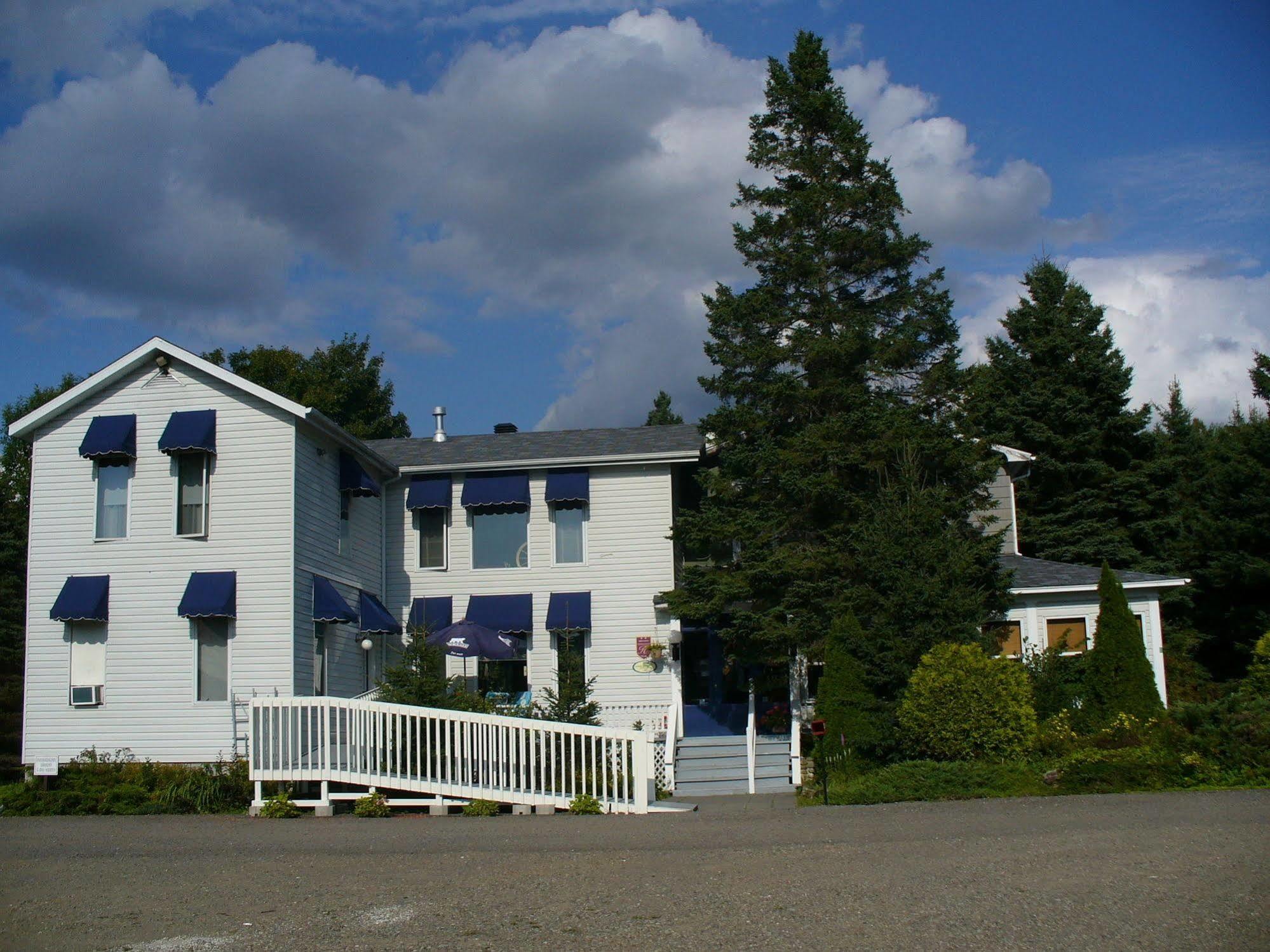 Auberge Clos-Joli Morin Heights Bagian luar foto
